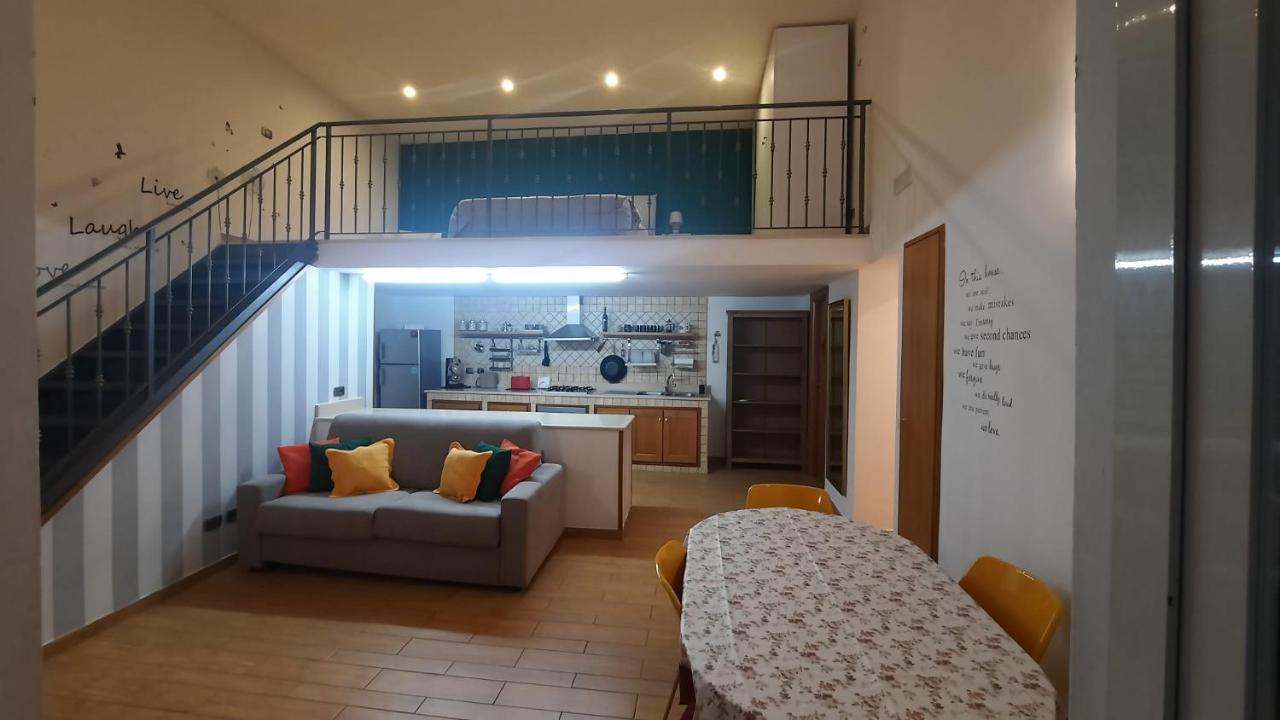 White Home Quartieri Spagnoli Napoli Dış mekan fotoğraf