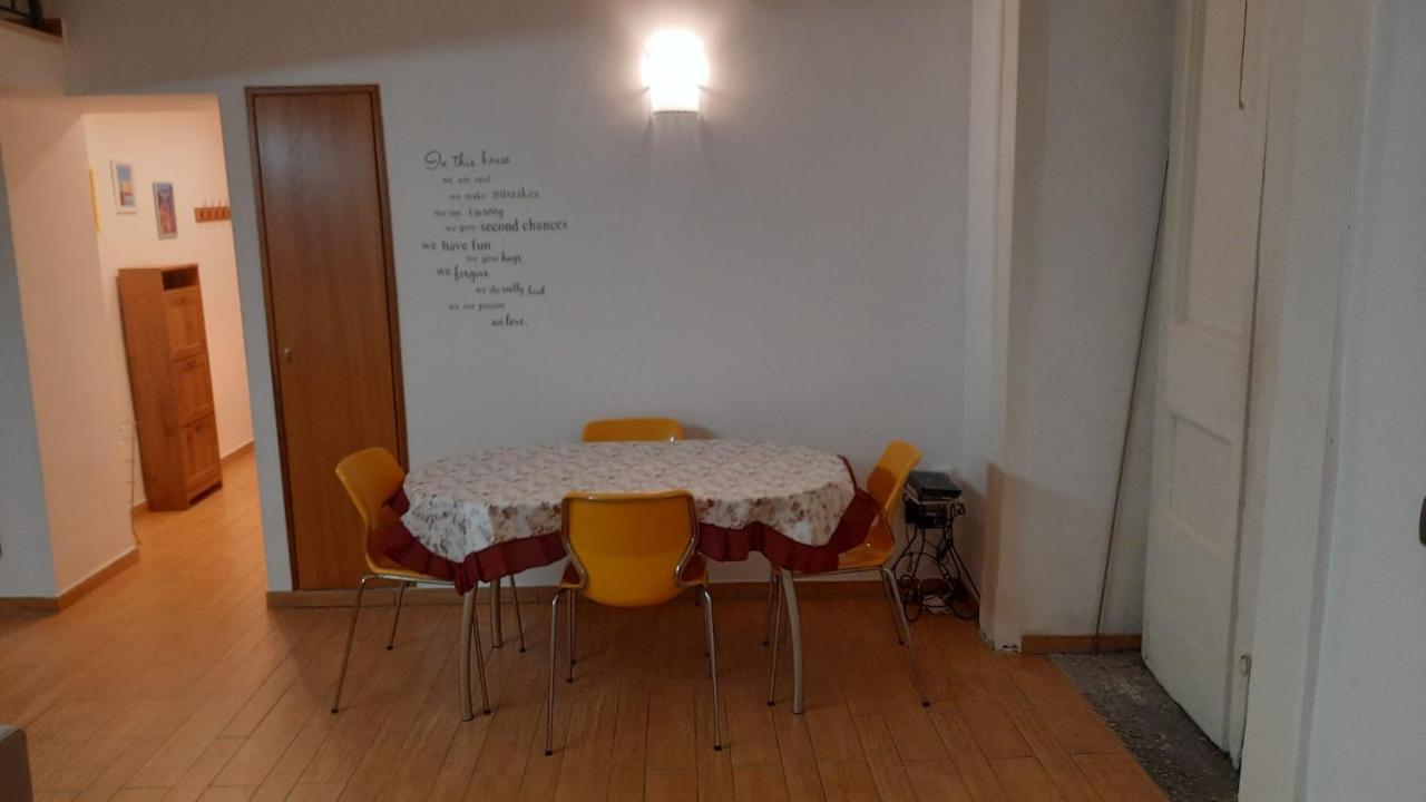 White Home Quartieri Spagnoli Napoli Dış mekan fotoğraf