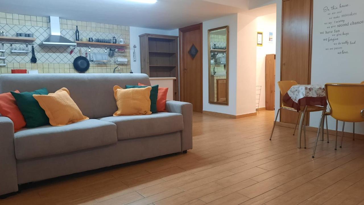White Home Quartieri Spagnoli Napoli Dış mekan fotoğraf