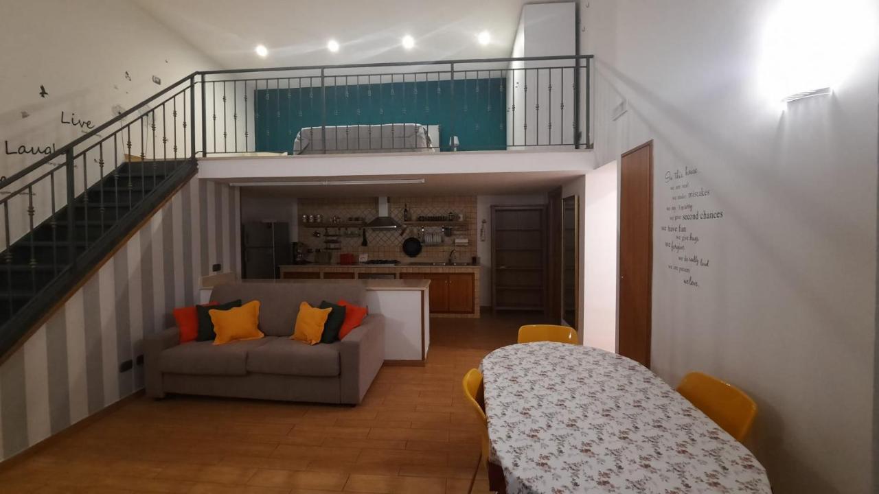 White Home Quartieri Spagnoli Napoli Dış mekan fotoğraf