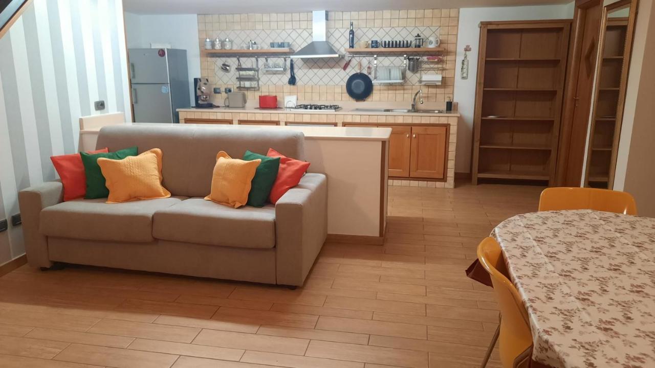 White Home Quartieri Spagnoli Napoli Dış mekan fotoğraf