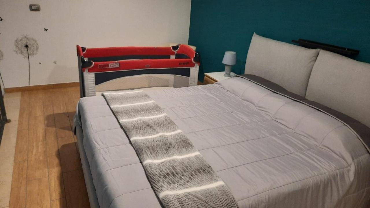 White Home Quartieri Spagnoli Napoli Dış mekan fotoğraf