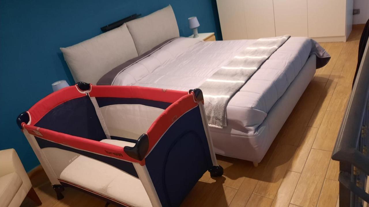 White Home Quartieri Spagnoli Napoli Dış mekan fotoğraf