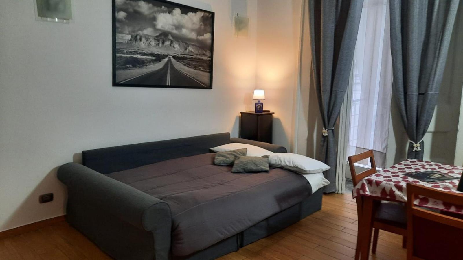 White Home Quartieri Spagnoli Napoli Dış mekan fotoğraf